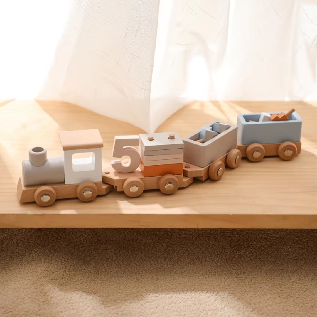 Wooden Train Set for Toddlers’ Creative Play and Early Learning 9878457221454-1