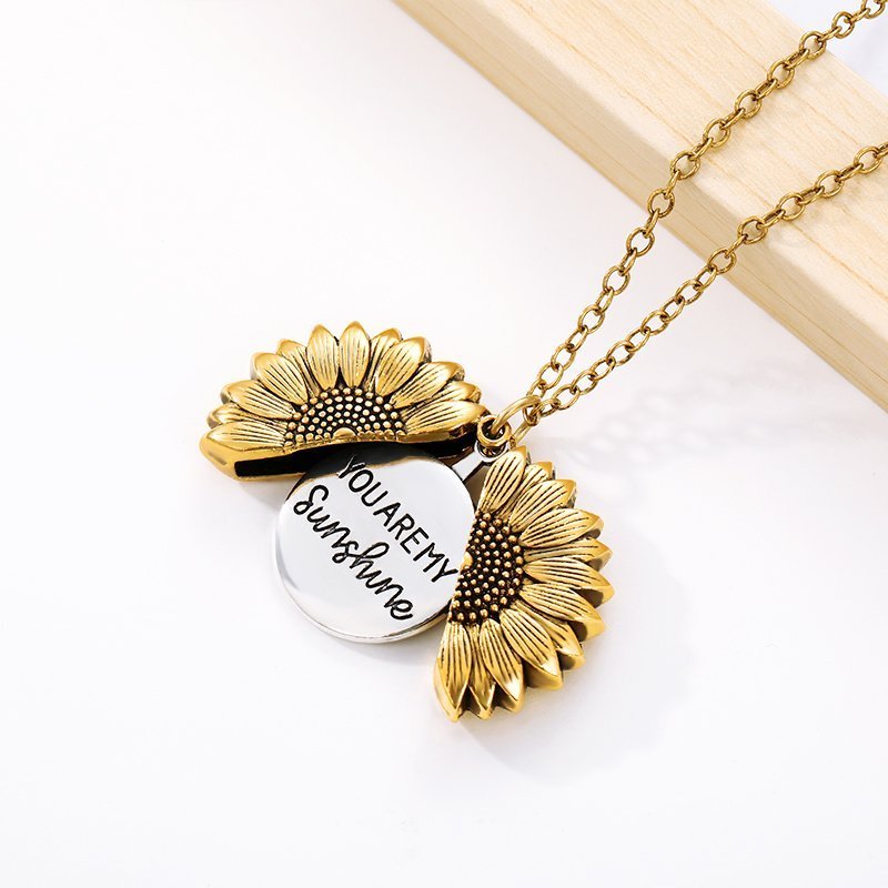 Sunflower Necklace Symbolizing Love, Happiness, and Warmth Every Day 15090580226374-1