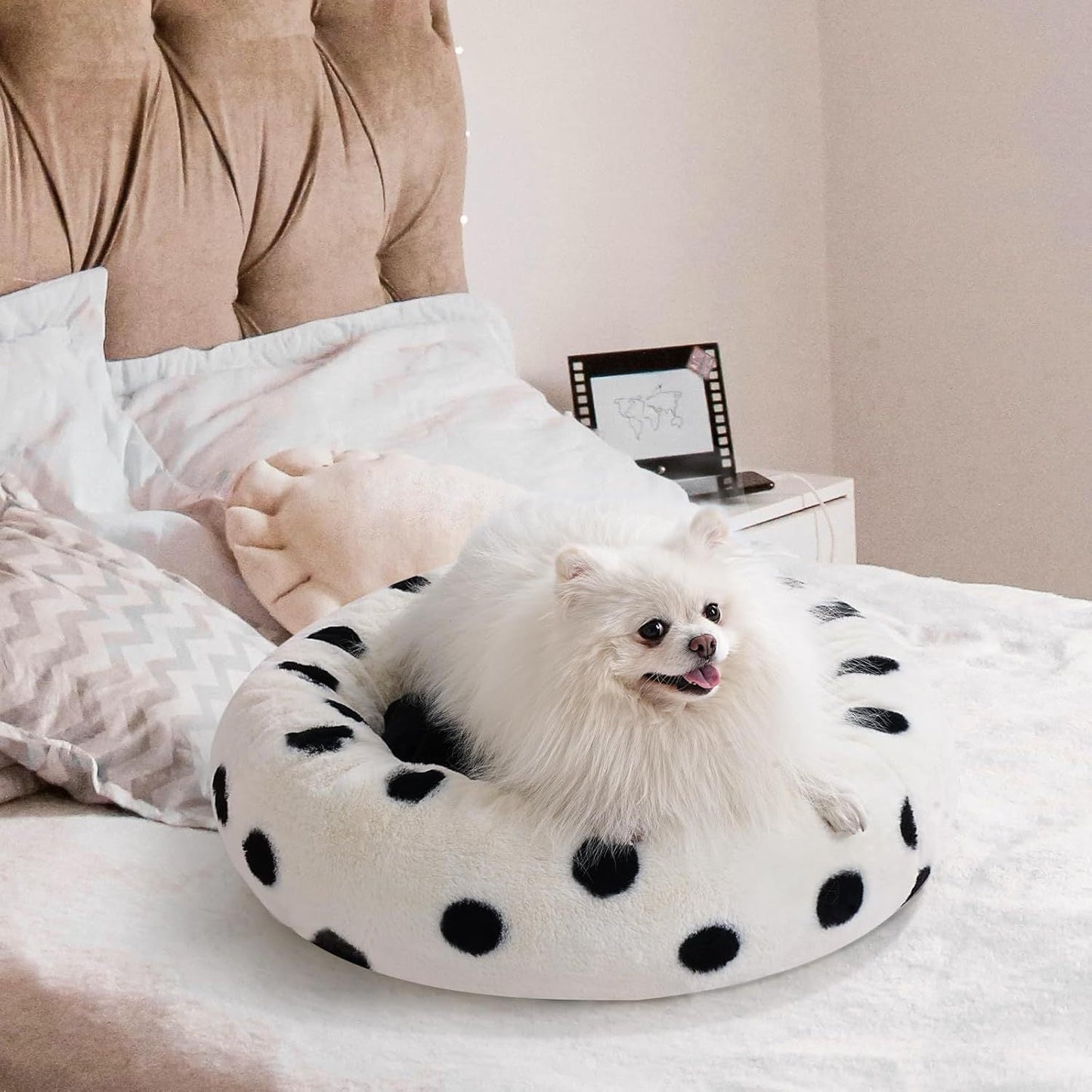 MEWOOFUN Donut Cat Bed For Indoor Cats - 23 Inch Round Washable Pet Bed With Non-Slip Bottom, Plush Fluffy Small Dog Bed For Puppies & Kittens, Black Dot 8942714224860-1