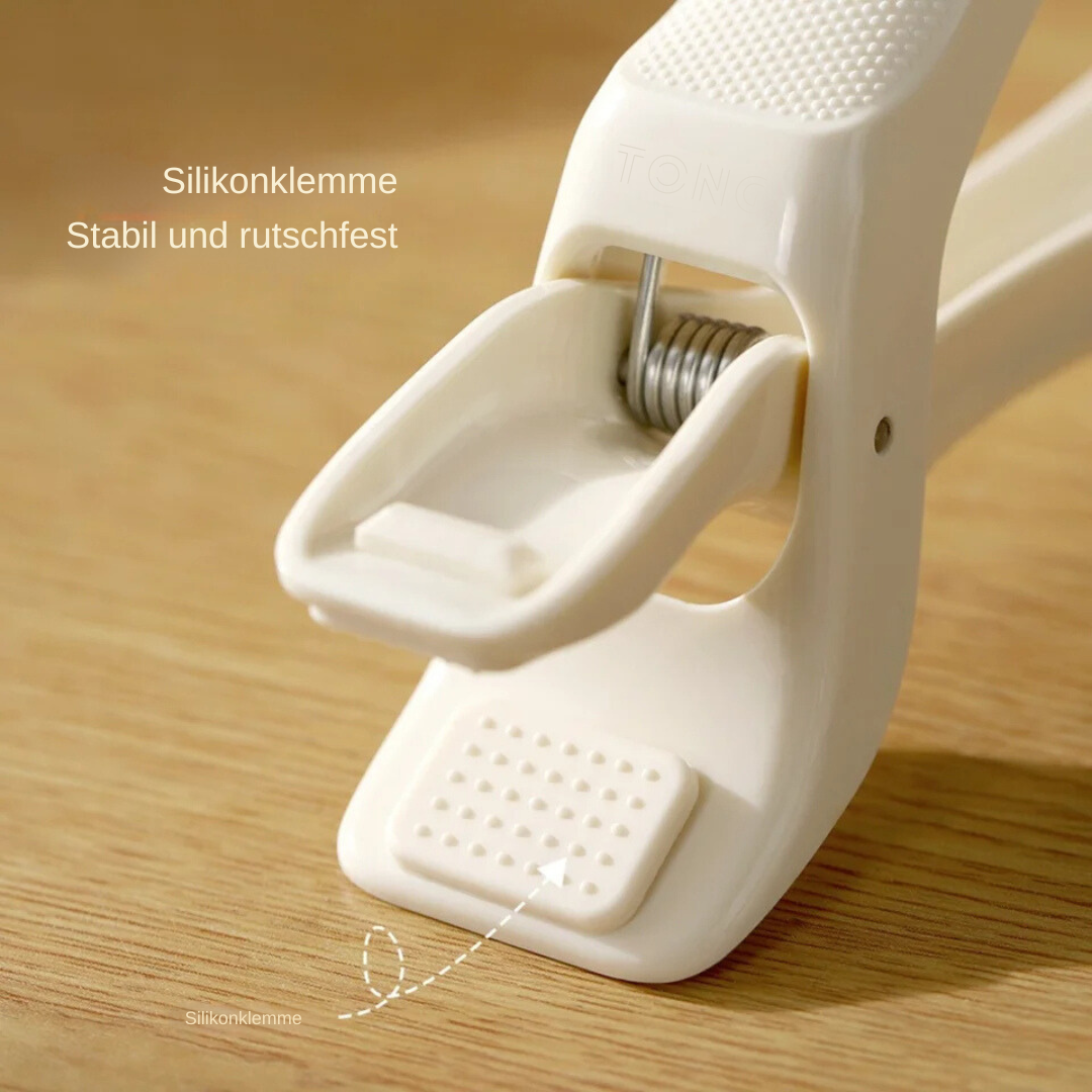 Stay Warm With This Long Lasting Heat Retention Pad 14942746116422-1