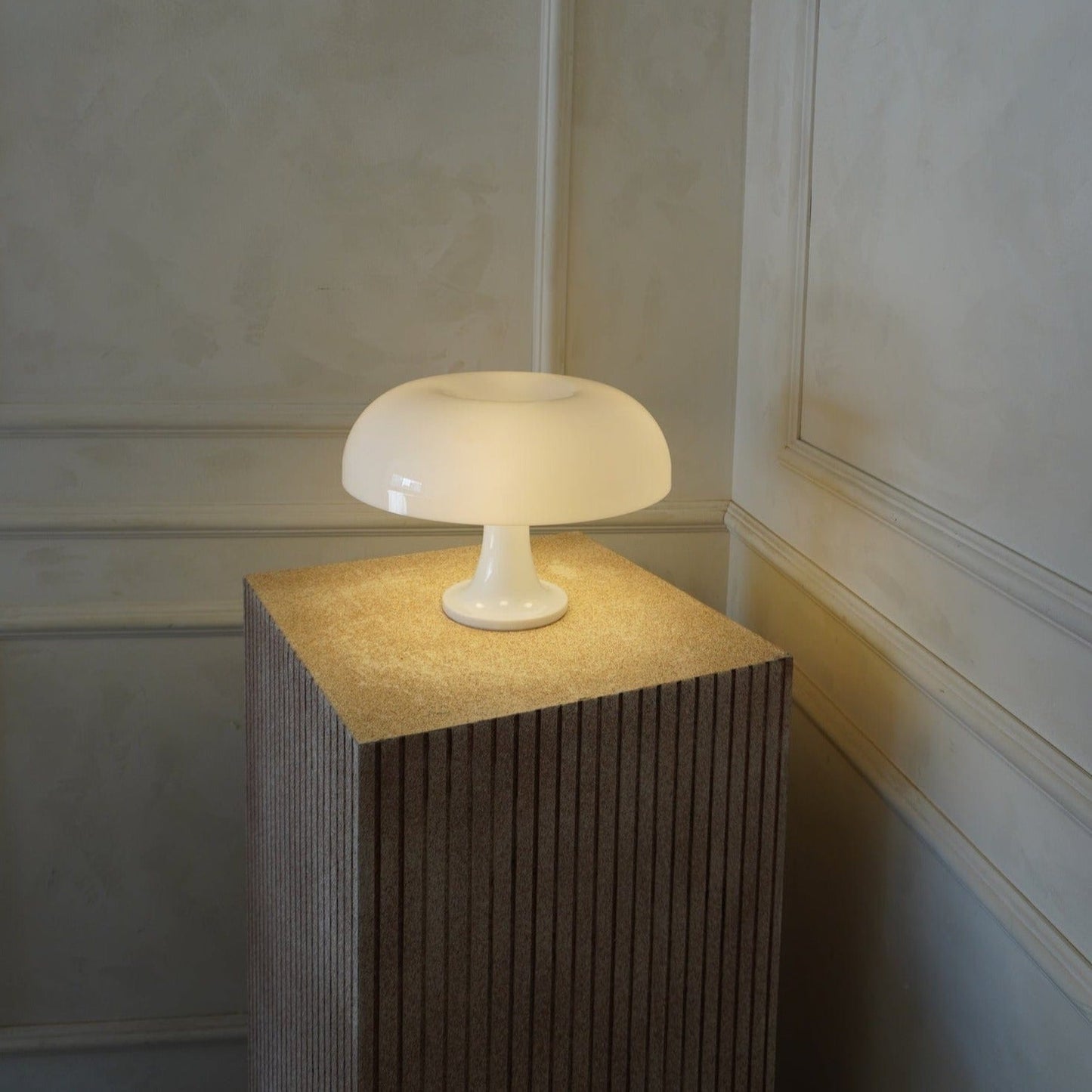 Nordic Table Lamp In The Shape of A Mushroom 9959373537613-1