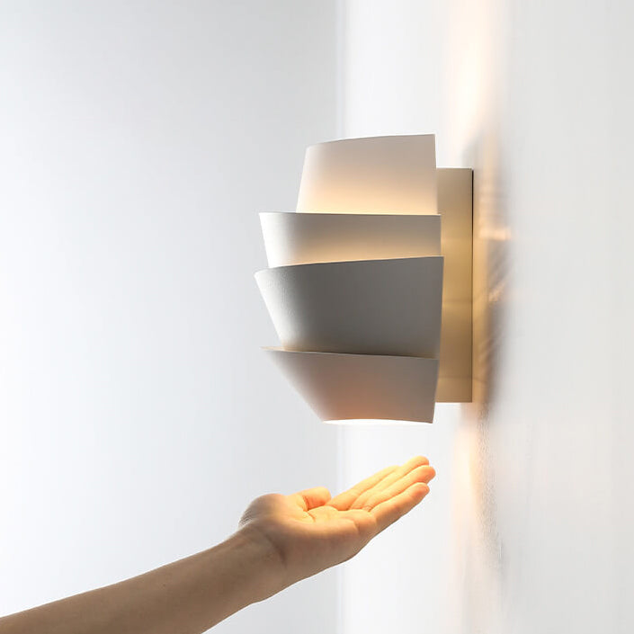 Sleek Scandinavian Wall Light – Modern Minimalist Lighting 10204529000787-1