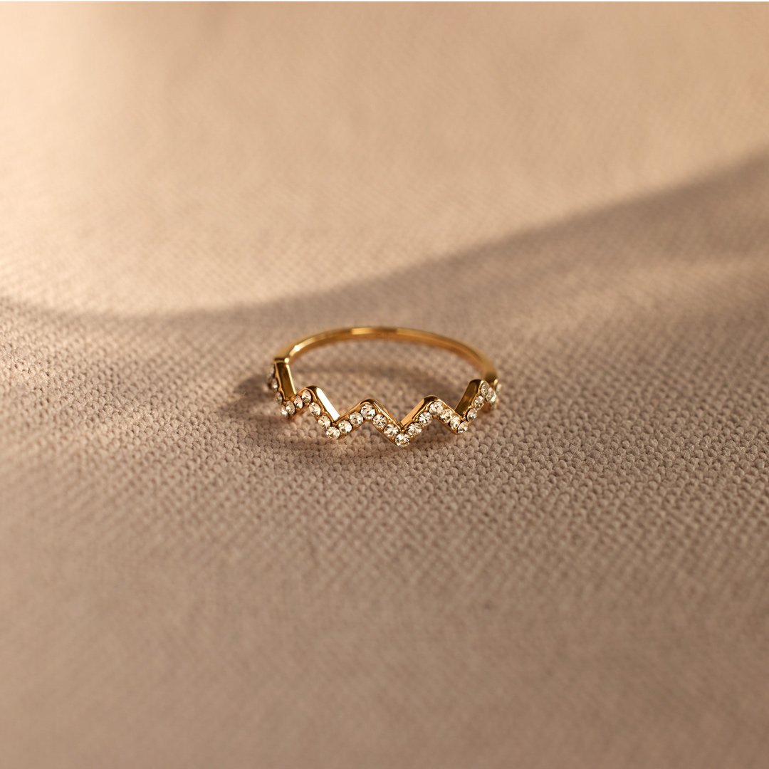 Elegant Mountain Peak Inspired Ring Symbolizing Strength And Balance 8576912883993-1