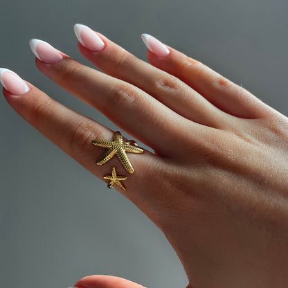 Golden Starfish Ring Adding Coastal Elegance and Ocean-Inspired Charm 15044018143558-1
