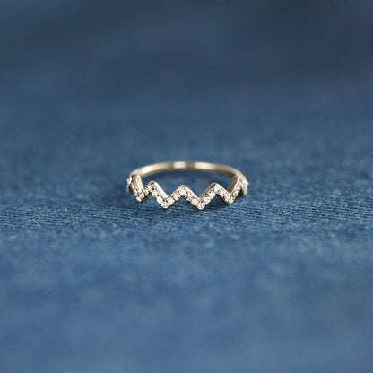Elegant Mountain Peak Inspired Ring Symbolizing Strength And Balance 8576912883993-1