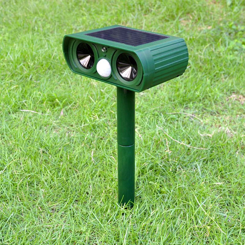 Garden Solar Ultrasonic Pest Repellent Device For Outdoor Animal Protection 6851283386468-1