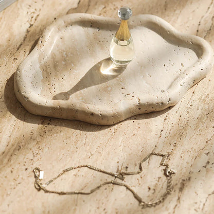 Stone Tray Displays Jewelry With Timeless Elegance And Functionality 14815615680838-1