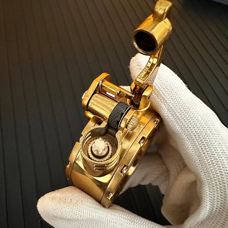 Diy Retro Metal Rocker Kerosene Windproof Lighter 9628526215470-1