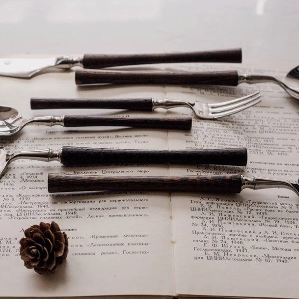 Dine Like Royalty with Unstoppable Style and Strength 11635752960268-1