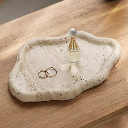 Stone Tray Displays Jewelry With Timeless Elegance And Functionality 14815615680838-1