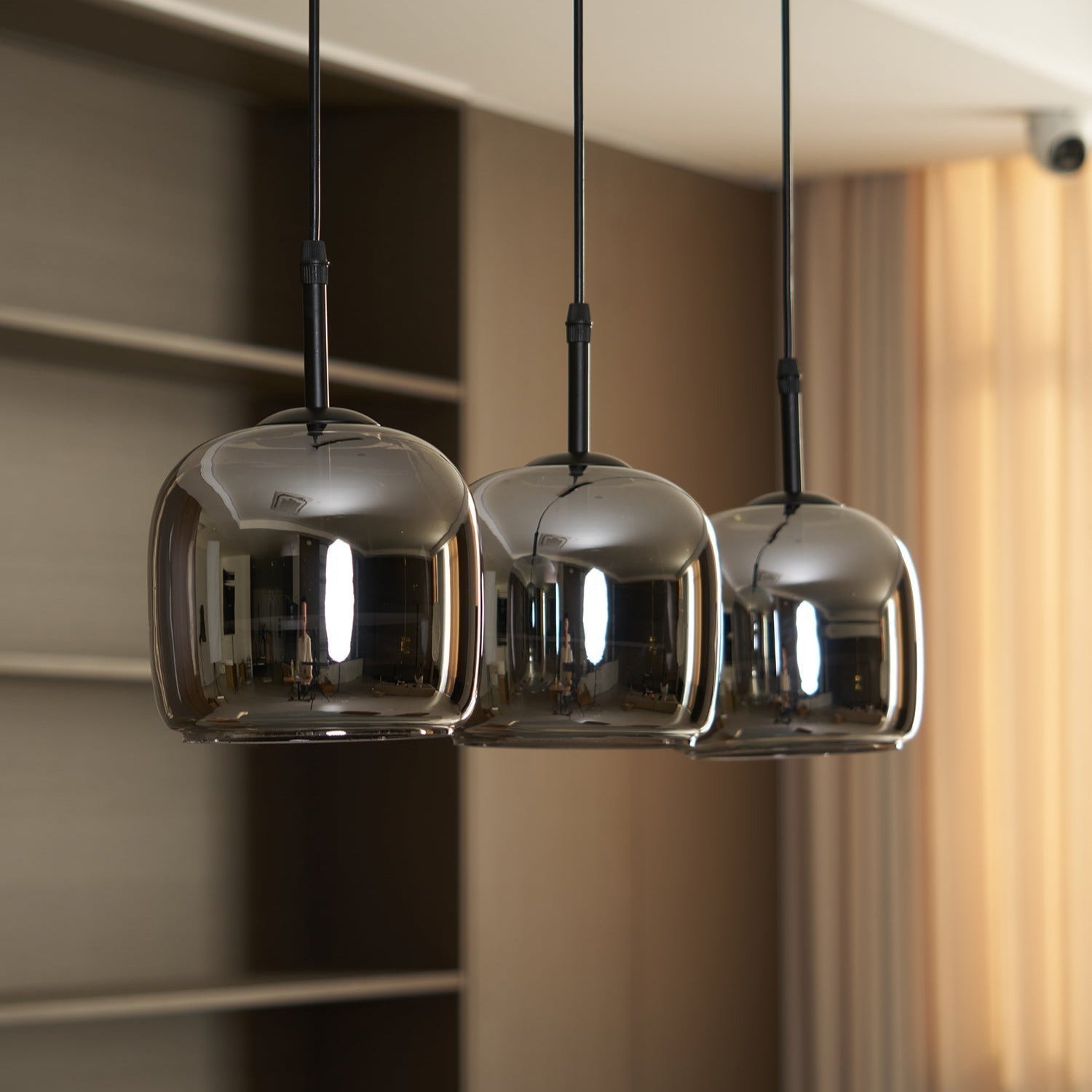 Modern Glass and Metal Pendant Light – Adjustable Chain Ceiling Fixture 10207256084819-1