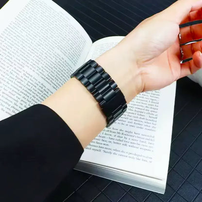 Smart Fitness Watch With Waterproof Design And Health Tracking Features 14988730958150-1