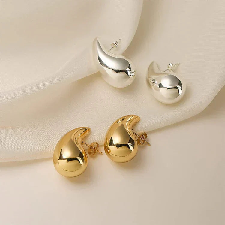 Elegant Teardrop Earrings with Modern Design and Luxurious Gloss Finish 15089481056582-1