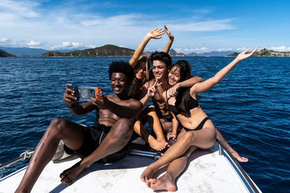 Durable Smart Waterproof Phone Case For Swimming Diving And Outdoor Sports 9020474458332-1