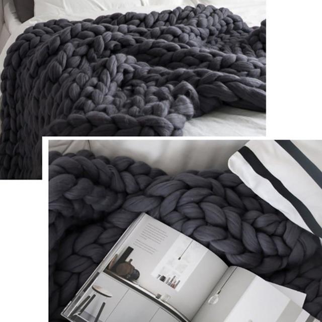 Area Hand Knitted Chunky Blanket 6041193676954-1