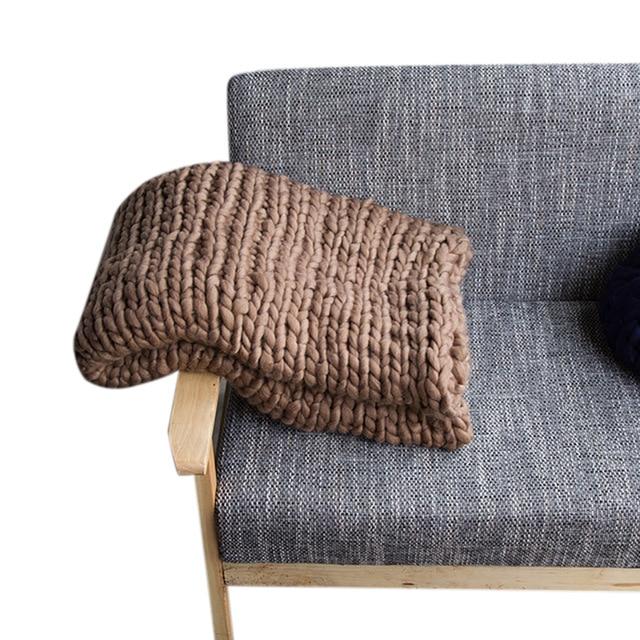 Area Hand Knitted Chunky Blanket 6041193676954-1