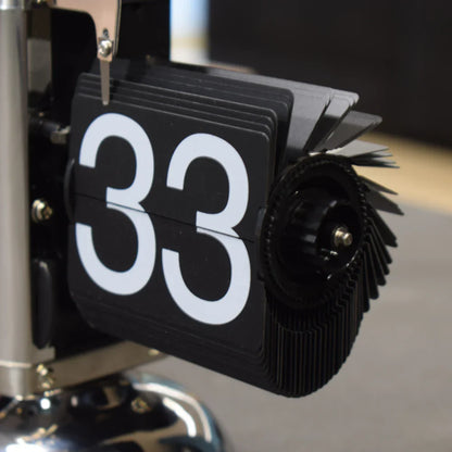 Retro Flip Down Desk Clock Vintage Mechanical Time Display Ornament 8022951264413-1