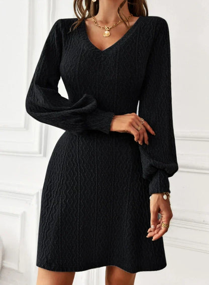 V Neck Autumn Dress Delivers Soft Style For Elegant Seasonal Looks 14946257961286-1