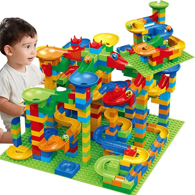 Educational Toy For Improving Logic Skills And Creative Thinking 15116632031558-1