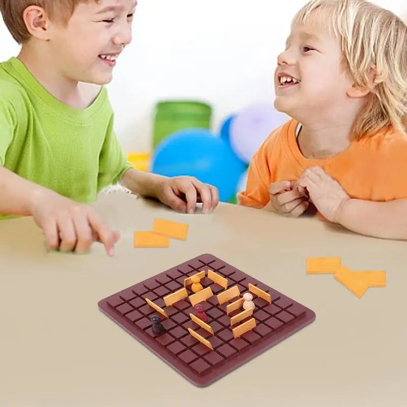 Mobile Maze - The Ultimate Strategy Board Game