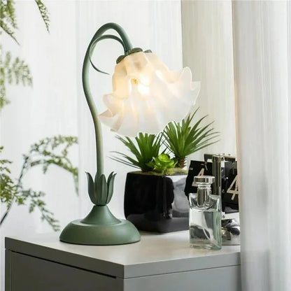Classic Vintage Adjustable Flower Table Lamp – Stylish and Functional Light 10057944957267-1
