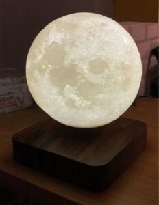 Lunamen - Magnetic Levitating Moon Lamp photo review