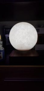 Lunamen - Magnetic Levitating Moon Lamp photo review