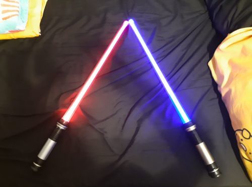 Retractable 7-Color LED Lightsaber for Kids and Adults photo review