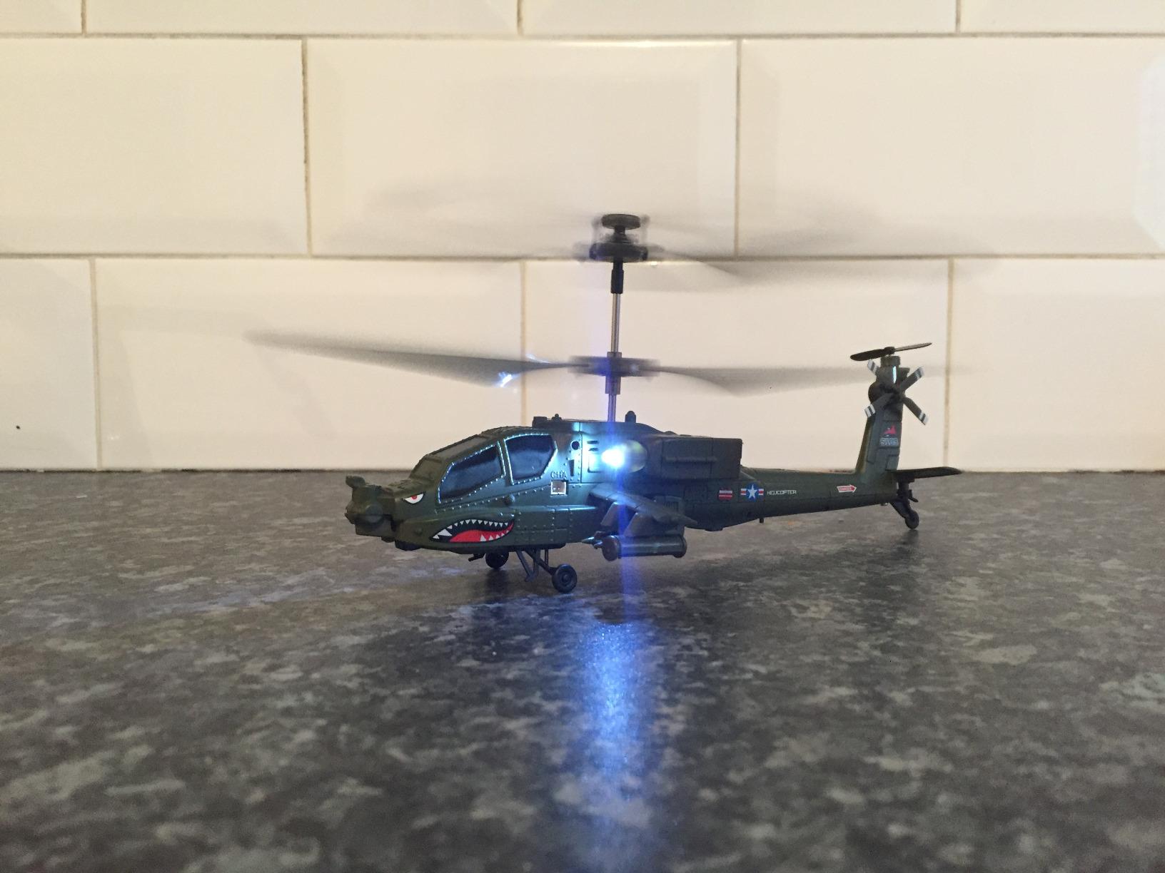 Remote-Controlled Military Helicopter Toy with Gyro Stabilization photo review